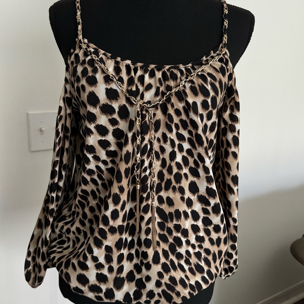 INC cold shoulder leopard top